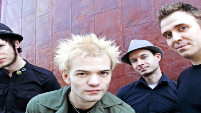 Sum 41 - Bring The Noise! Full Movie - YouTube - youtube.com