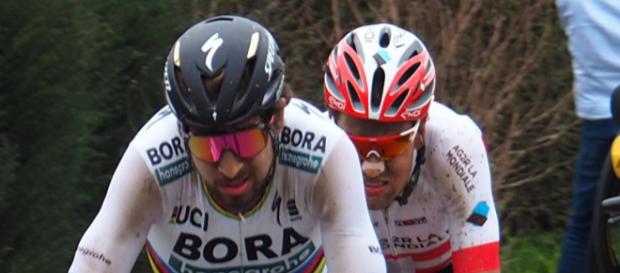 Peter Sagan impegnato alla Parigi Roubaix Peter Sagan impegnato alla Parigi Roubaix