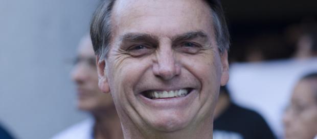 Presidente eleito, Jair Bolsonaro, comemora derrota sobre o PT em reunião com tucanos Presidente eleito, Jair Bolsonaro, comemora derrota sobre o PT em reunião com tucanos