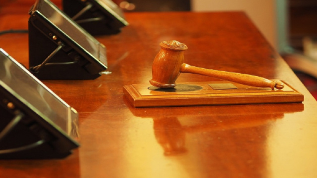 l giudice &egrave; accusato di aver avuto rapporti sessuali con pi&ugrave; avvocatesse