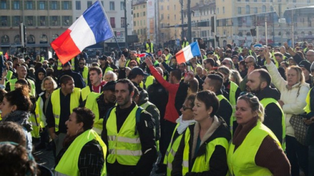 Les gilets jaunes réfléchissent à une liste pour les Européennes