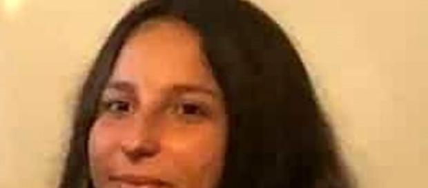 Carlotta Mondelli, 13 anni, è sparita mercoledì 5 novembre. Carlotta Mondelli, 13 anni, è sparita mercoledì 5 novembre.