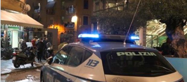 Napoli: vede il rapinatore nel suo negozio e muore stroncato da infarto - Il Mattino Napoli: vede il rapinatore nel suo negozio e muore stroncato da infarto - Il Mattino