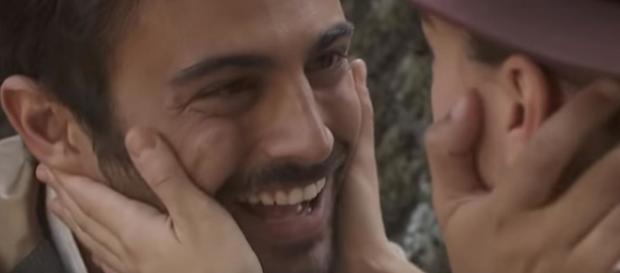Trame, Il Segreto: Saul è vivo ed impedisce all'amata di eliminare suo fratello Trame, Il Segreto: Saul è vivo ed impedisce all'amata di eliminare suo fratello