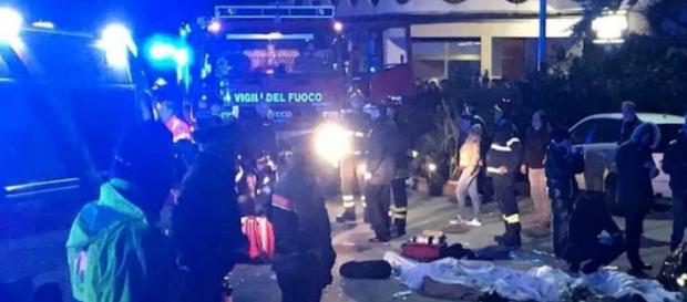 Le imaggini della tragedia di Ancona Le imaggini della tragedia di Ancona