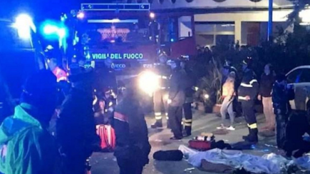 Le imaggini della tragedia di Ancona