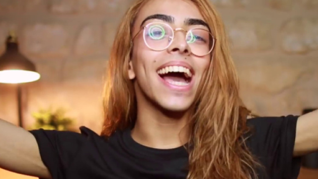 Bilal Hassani, victime de harcèlement, deux députés interpellent Twitter France