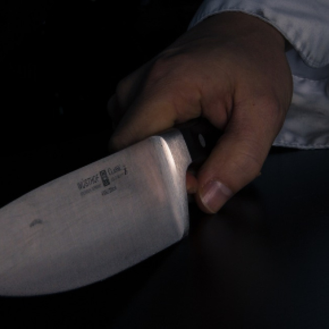 Man kills toddler and her parents. Image via pixabay.com