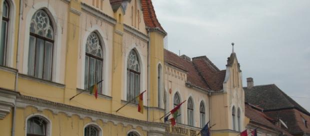Dezbatere Publică pentru Audit Extern Dezbatere Publică pentru Audit Extern