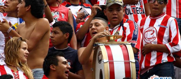La afición de Chivas no está nada contenta con Hedgardo Marín. La afición de Chivas no está nada contenta con Hedgardo Marín.