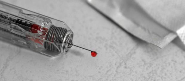 Médico falso contagia por error a más de 21 personas en India Médico falso contagia por error a más de 21 personas en India