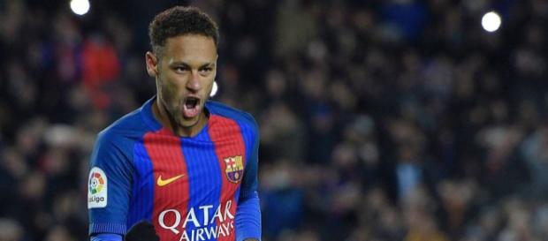 Neymar diz que ainda tem dinheiro a receber do Barcelona Neymar diz que ainda tem dinheiro a receber do Barcelona