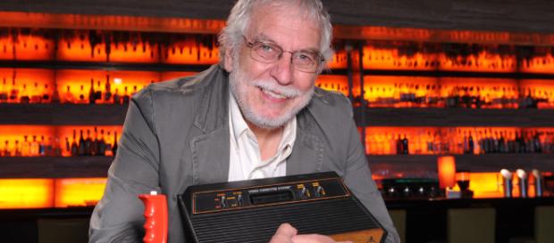 Nolan Bushnell el cofundador de la gama de videojuegos Atari Nolan Bushnell el cofundador de la gama de videojuegos Atari