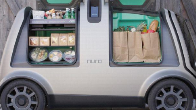 Scompartimenti laterali auto a guida autonoma Nuro