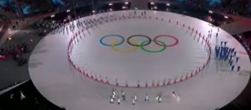 Un momento della cerimonia d'apertura delle Olimpiadi invernali