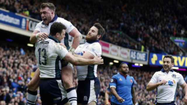 Tournoi des 6 Nations: Les Ecossais de Stuart Hogg sont venus difficilement à bout des Français (32-26).
