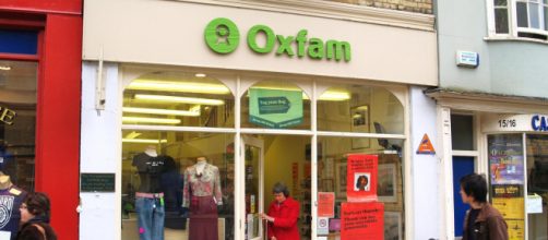 Stupri e molestie, lo scandalo travolge i vertici di Oxfam