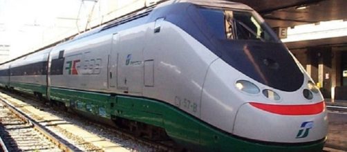 Sul treno senza biglietto aggredisce gli agenti della Polfer, due ... - blogsicilia.it