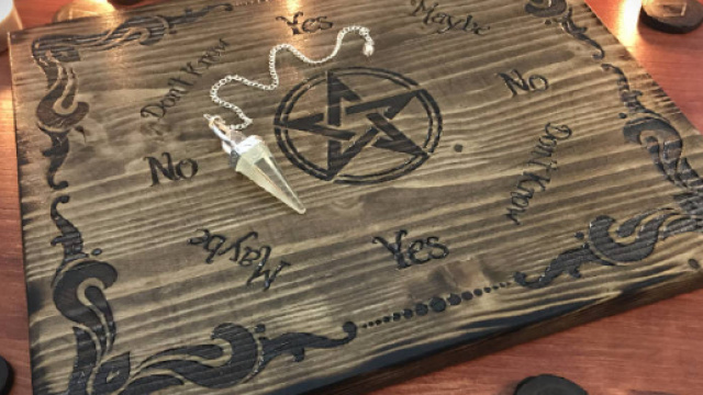 Diagnosticavano malattie utilizzando il pendolo