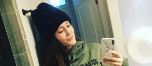 Jenelle Evans isn't happy with many of her 'Teen Mom 2' costars. [Image via Jenelle Evans/Instagram]