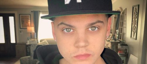 Tyler Baltierra hits his weight loss goal and he's looking just as good as he feels. [Image via Tyler Baltierra/Instagram]