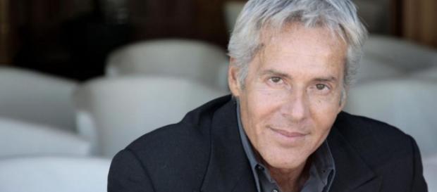 Claudio Baglioni ha donato 700mila alle popolazioni colpite dal terremoto Claudio Baglioni ha donato 700mila alle popolazioni colpite dal terremoto