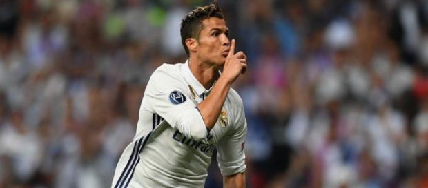 Cristiano Ronaldo dos Santos Aveiro, más conocido como Cristiano Ronaldo, Cristiano Ronaldo dos Santos Aveiro, más conocido como Cristiano Ronaldo,