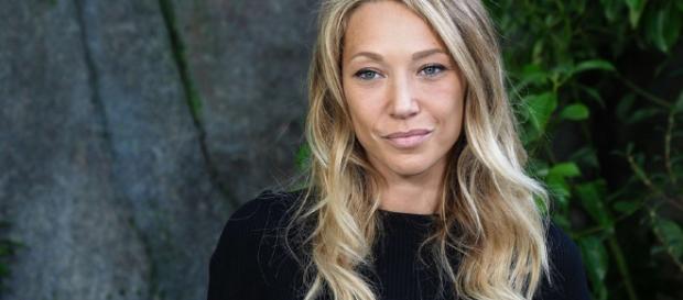 Laura Smet veut contester le testament de son père Johnny Hallyday - rtl.fr Laura Smet veut contester le testament de son père Johnny Hallyday - rtl.fr