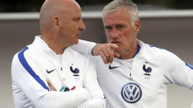 Equipe de France : Deschamps lutte contre les éléments - Le Parisien - leparisien.fr