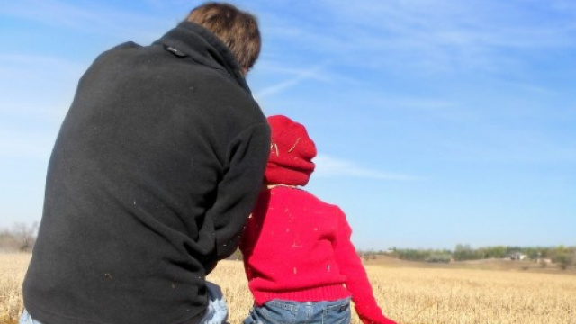 Un padre di Pesaro scopre su Facebook un'amara verit&agrave; sul figlio