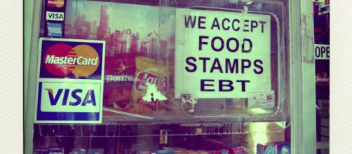 The replacement for food stamps would provide food boxes made with American grown food. Photo: Flickr/Clementine Gallot/CC 2.0