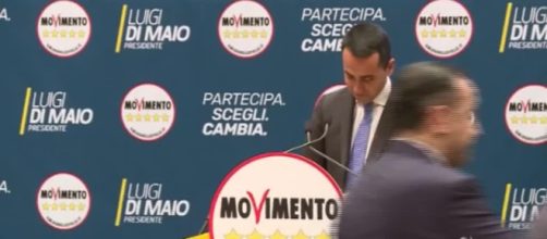 Rimborsopoli, Renzi attacca il M5S: “Truffatori e massoni” | Video ... - ilsecoloxix.it