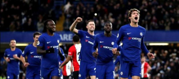 Chelsea vuelve a la victoria y revive a Conte Chelsea vuelve a la victoria y revive a Conte