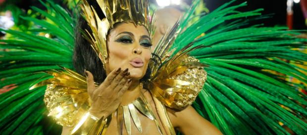 Juliana Paes é assaltada no Rio de Janeiro Juliana Paes é assaltada no Rio de Janeiro
