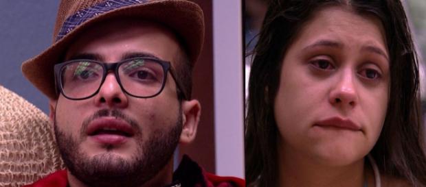 Mahmoud e Ana Paula brigam e o sexólogo humilha bruxinha Mahmoud e Ana Paula brigam e o sexólogo humilha bruxinha
