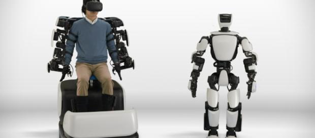 T-HR3 el robot humanoide de Toyota con la capacidad de replicar movimientos. T-HR3 el robot humanoide de Toyota con la capacidad de replicar movimientos.
