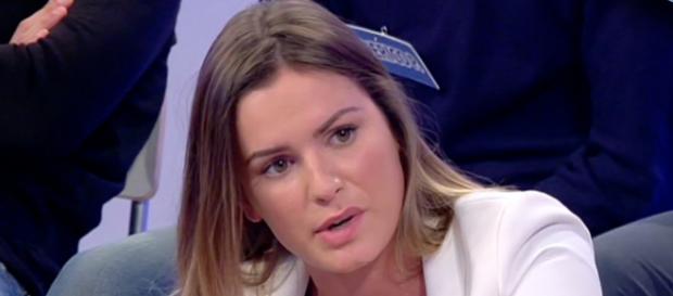 Uomini e Donne, polemiche per una segnalazione su Marta Uomini e Donne, polemiche per una segnalazione su Marta