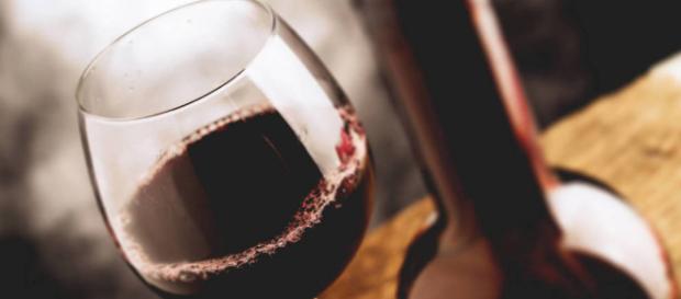 Vinos: Por qué siempre debes pedir el vino más barato, según un ... - elconfidencial.com Vinos: Por qué siempre debes pedir el vino más barato, según un ... - elconfidencial.com