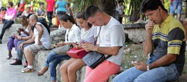 VOXCUBA regala $2,000 CUC en recargas a Cuba por su primer ... - havanaviral.com VOXCUBA regala $2,000 CUC en recargas a Cuba por su primer ... - havanaviral.com