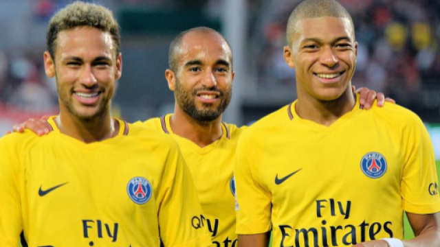 Foot PSG - PSG : Mbappé en équipe du Brésil, il en rêve - Foot 01 - foot01.com