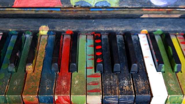 SINESTESIA E CANTO: INTERVISTA AD ALEXANDRA KIRSCHNER - thevoiceland.net