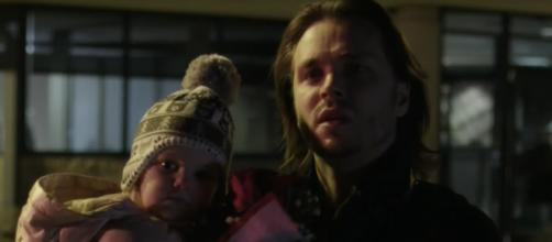 Avery and Cadence wait for Juliette to get off the plane on 'Nashville' (TV Promos/YouTube Screencap)
