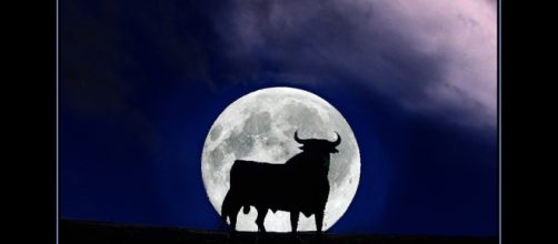 Oroscopo di domani 20 febbraio 2018 | Luna in Toro: previsioni zodiacali su amore e lavoro per i dodici segni dello zodiaco