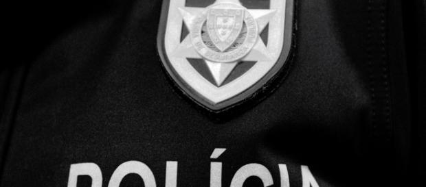 Agentes da PSP do Porto castigados a 3 meses de suspensão sem vencimento Agentes da PSP do Porto castigados a 3 meses de suspensão sem vencimento