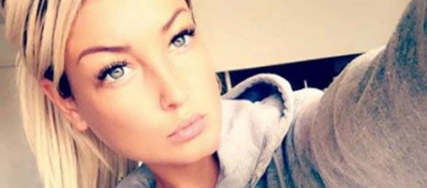 Aurélie Dotremont (LPDLA5 ), "bipolaire", "lunatique": Un candidat ... - star24.tv Aurélie Dotremont (LPDLA5 ), "bipolaire", "lunatique": Un candidat ... - star24.tv