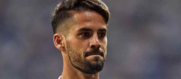 Isco está atravessando um momento difícil no Real Isco está atravessando um momento difícil no Real