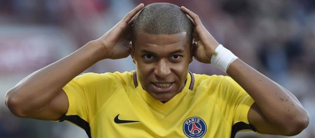 Mercato : Mbappé balance sur le Real Madrid ! Mercato : Mbappé balance sur le Real Madrid !