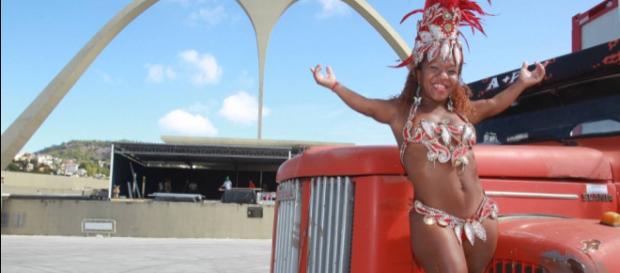 Viviane: passista de escola de samba. (Foto Reprodução). Viviane: passista de escola de samba. (Foto Reprodução).