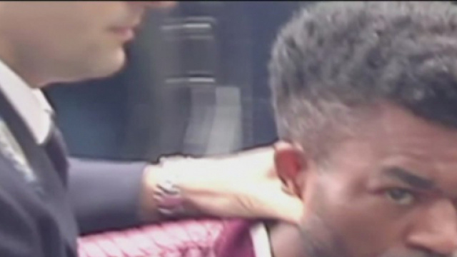 La compagna italiana lo difende