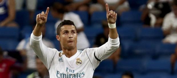 Cristiano Ronaldo honra a Santiago Bernabéu en un trofeo descafeinado - elespanol.com Cristiano Ronaldo honra a Santiago Bernabéu en un trofeo descafeinado - elespanol.com
